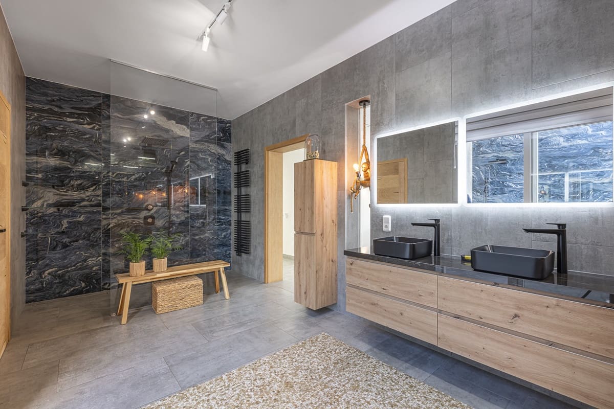 7 bedroom Villa for sale in Elviria with pool - € 6,800,000 (Ref: 9177689)