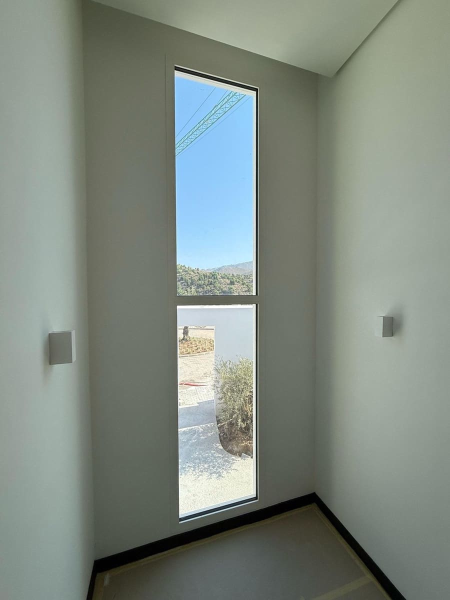 6 soverom Villa til salgs i Marbella med svømmebasseng garasje - € 4 400 000 (Ref: 9180846)