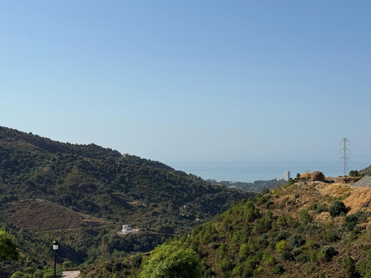 6 soverom Villa til salgs i Marbella med svømmebasseng garasje - € 4 400 000 (Ref: 9180846)