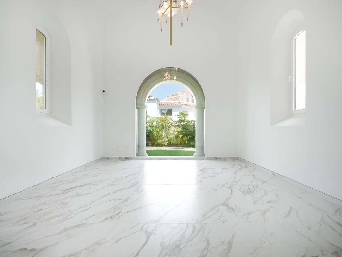 4 soveværelse Villa til salg i Marbella med swimmingpool - € 4.500.000 (Ref: 9180848)