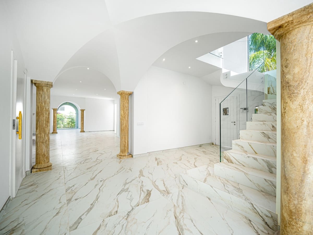 4 soveværelse Villa til salg i Marbella med swimmingpool - € 4.500.000 (Ref: 9180848)