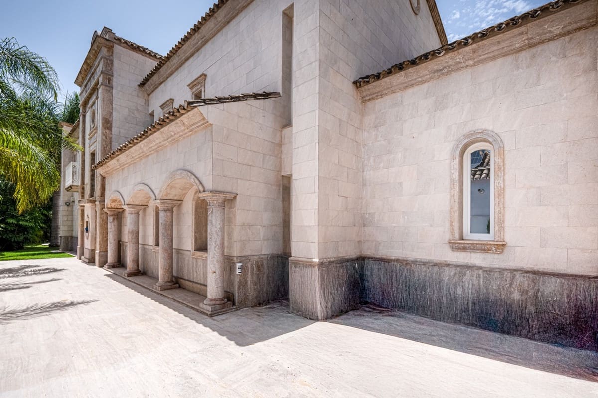 4 soveværelse Villa til salg i Marbella med swimmingpool - € 4.500.000 (Ref: 9180848)