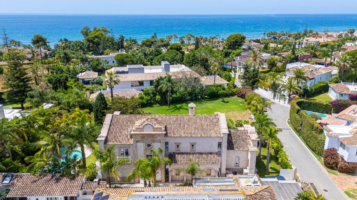 4 soveværelse Villa til salg i Marbella med swimmingpool - € 4.500.000 (Ref: 9180848)