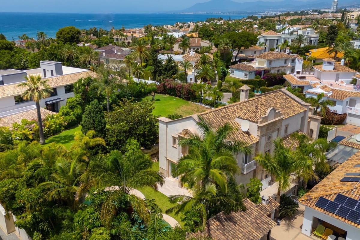 4 soveværelse Villa til salg i Marbella med swimmingpool - € 4.500.000 (Ref: 9180848)