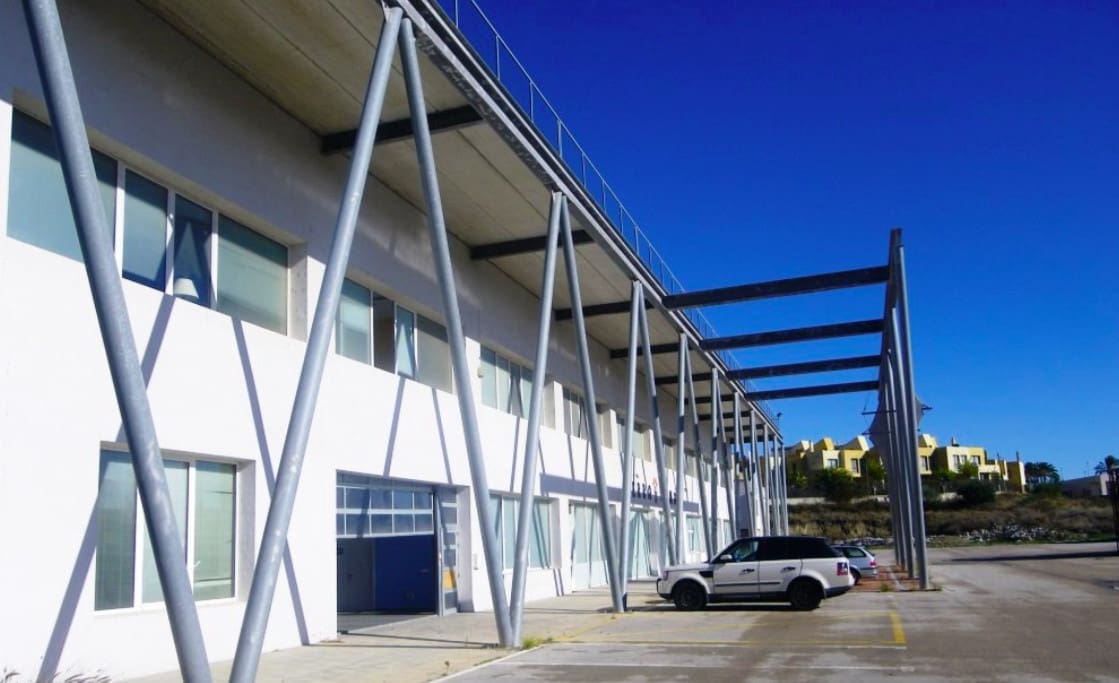 8 soveværelse Erhverv til salg i Cancelada med garage - € 12.000.000 (Ref: 9183388)