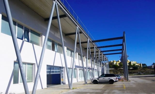 8 soverom Kommersiell til salgs i Cancelada, Estepona med garasje - € 12 000 000 (Ref: 9183388)