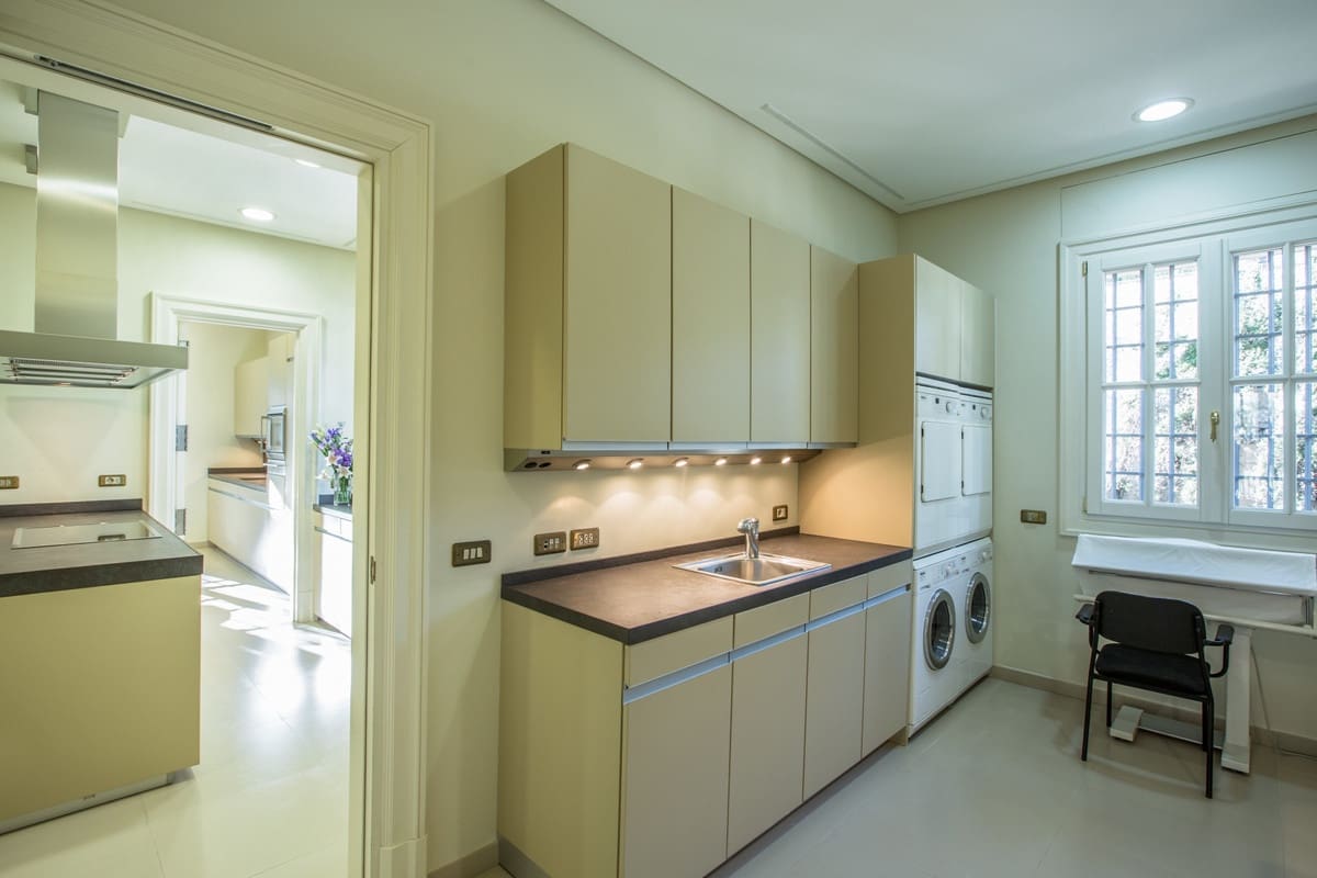 7 bedroom Villa for sale in Los Monteros with pool - € 10,700,000 (Ref: 9183397)