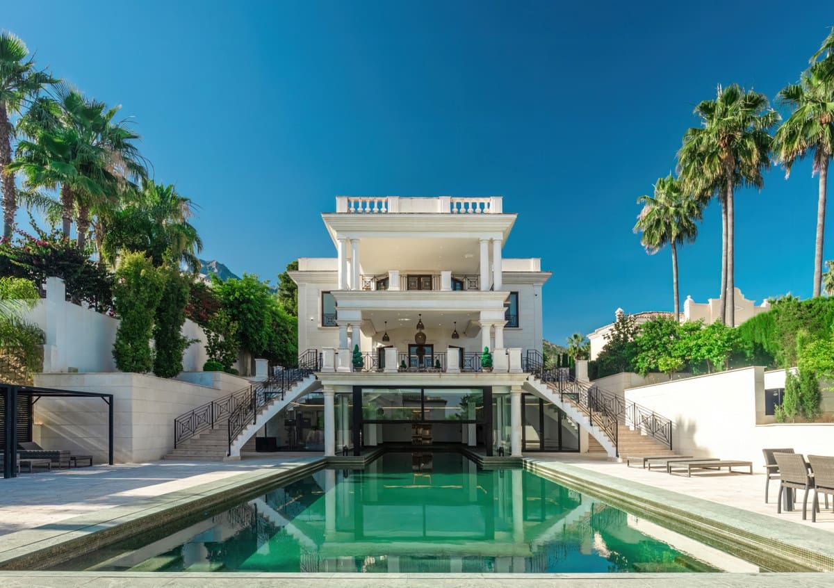 8 sovrum Villa till salu i Golden Mile med pool - 11 950 000 € (Ref: 9183399)