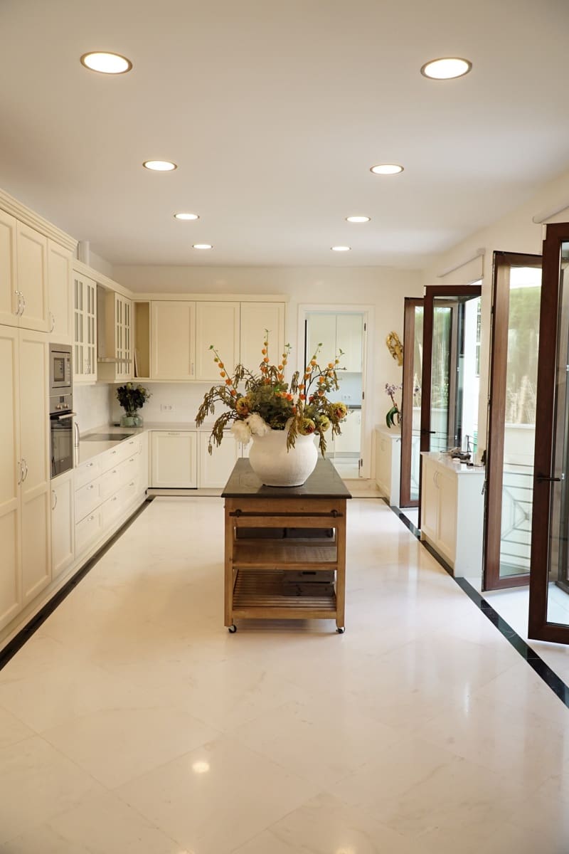 8 sovrum Villa till salu i Golden Mile med pool - 11 950 000 € (Ref: 9183399)