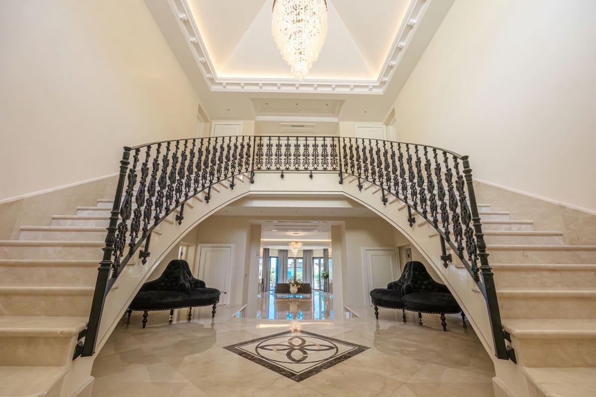 8 sovrum Villa till salu i Golden Mile med pool - 11 950 000 € (Ref: 9183399)