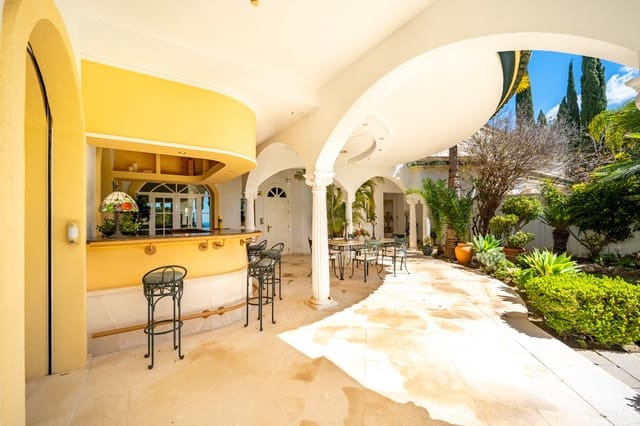 14 sypialnia Willa na sprzedaż w La Carolina - Guadalpín, Marbella z basenem - 19 850 000 € (Ref: 9183400)