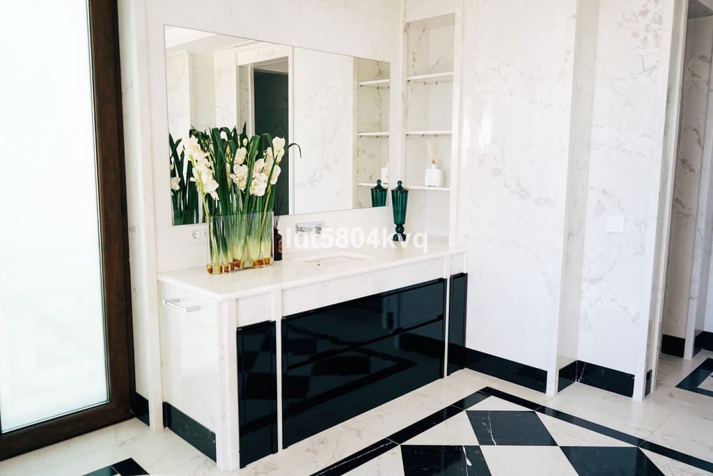 8 chambre Villa/Maison à vendre à Golden Mile avec piscine - 11 950 000 € (Ref: 9183401)