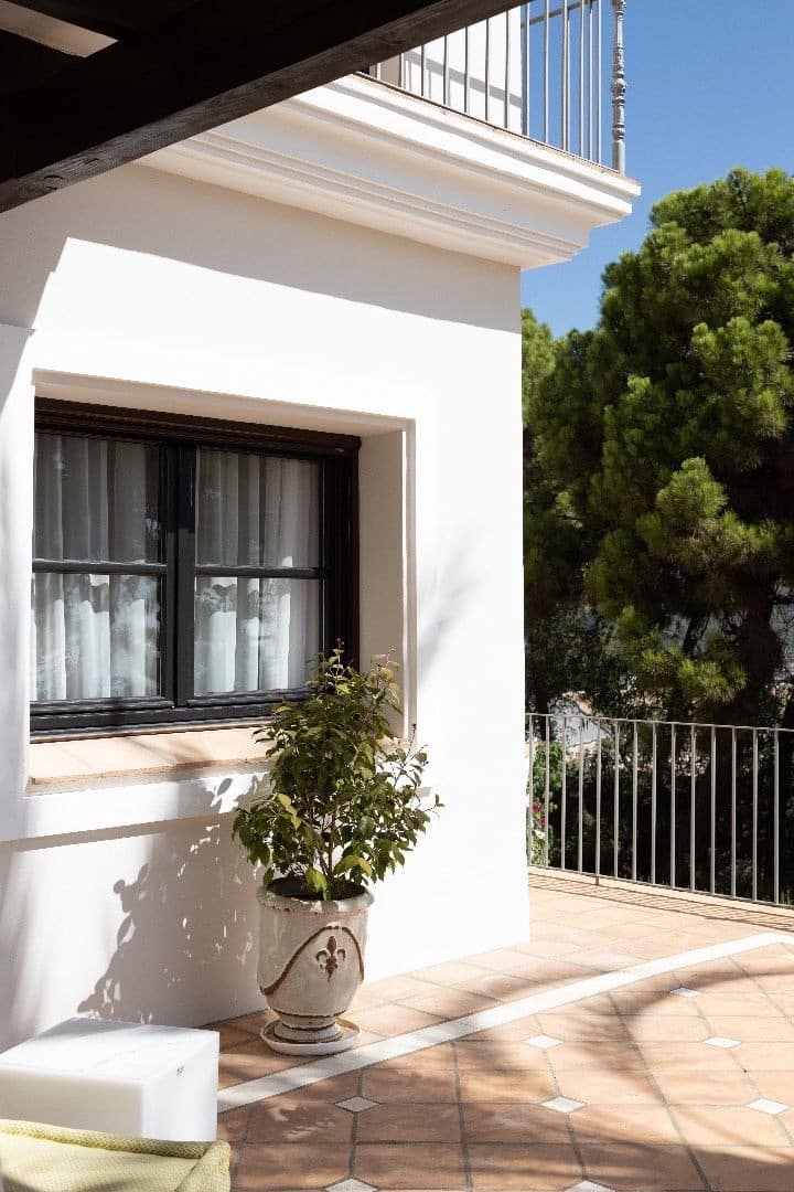 5 sypialnia Willa na sprzedaż w La Zagaleta z basenem - 12 000 000 € (Ref: 9183402)