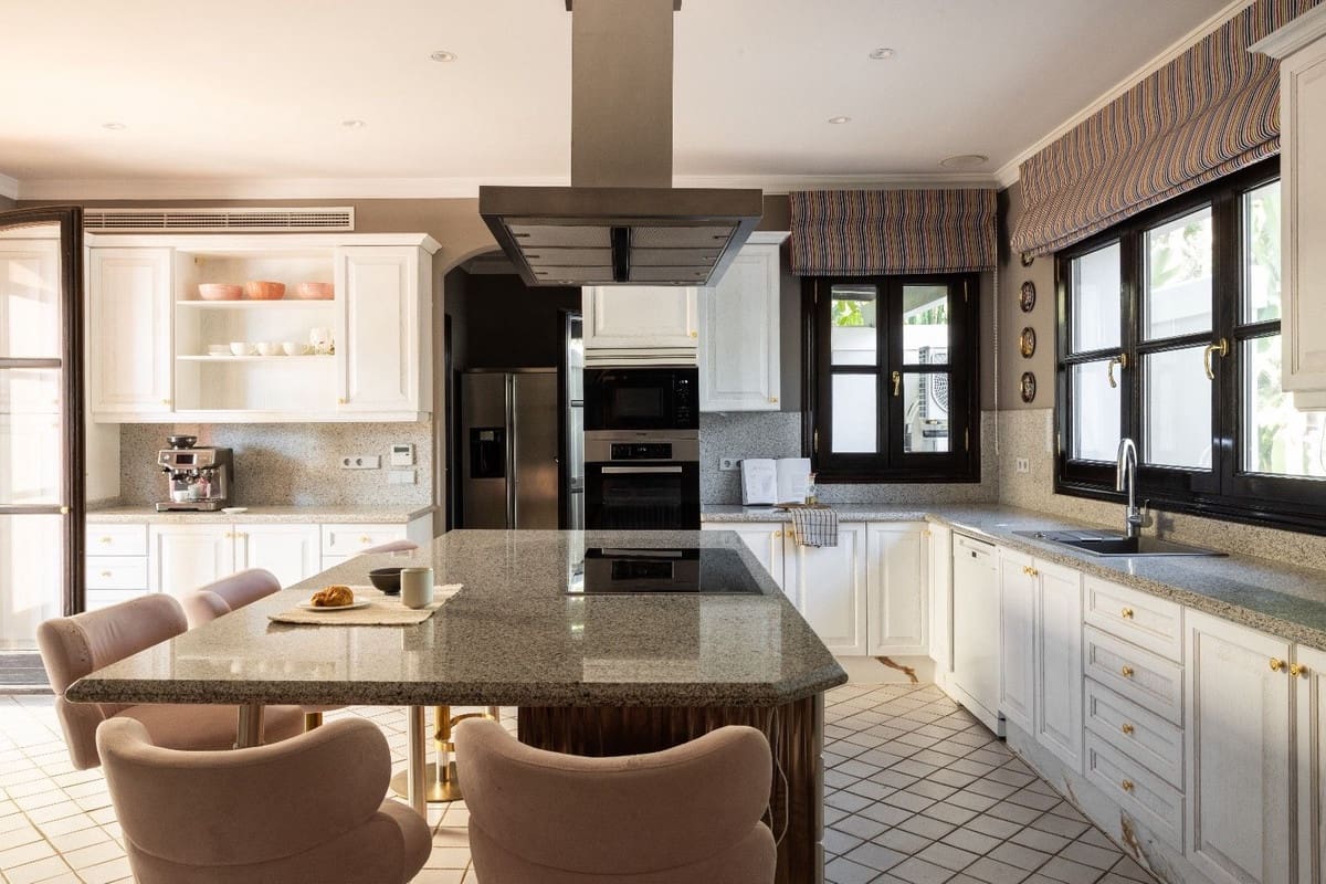 5 sypialnia Willa na sprzedaż w La Zagaleta z basenem - 12 000 000 € (Ref: 9183402)