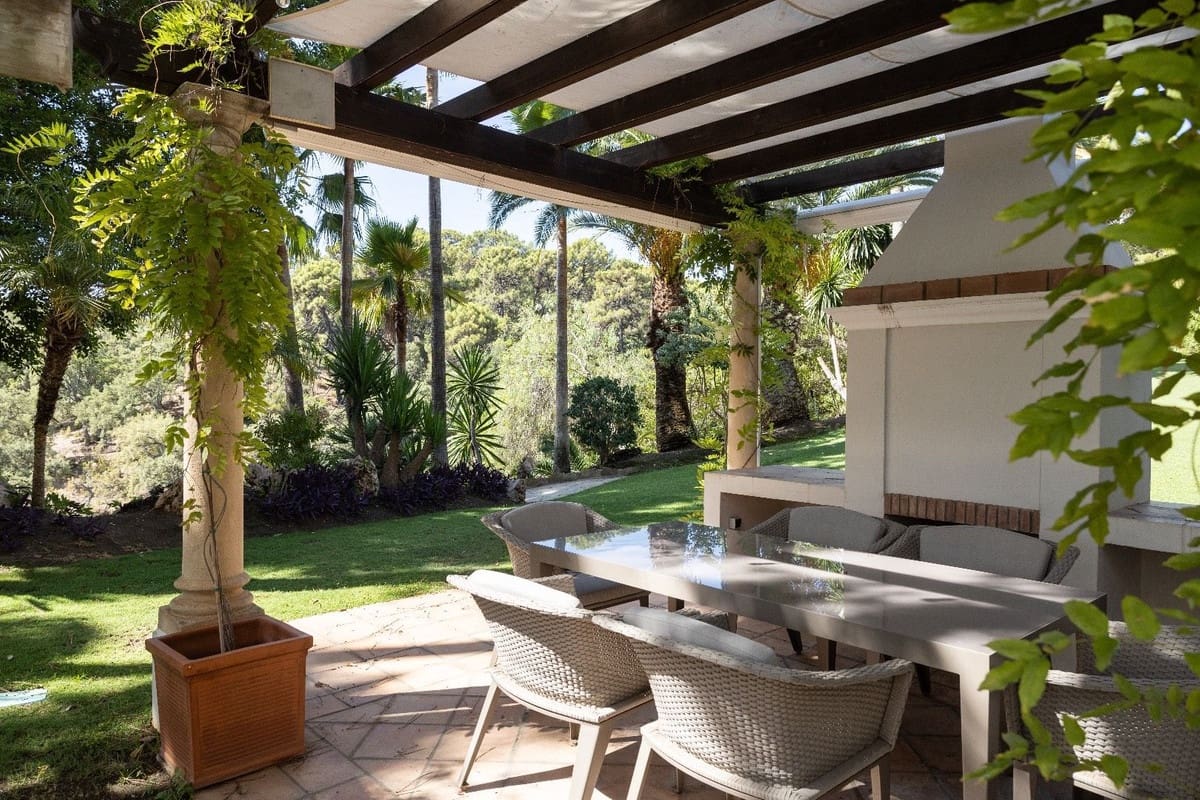 5 sypialnia Willa na sprzedaż w La Zagaleta z basenem - 12 000 000 € (Ref: 9183402)