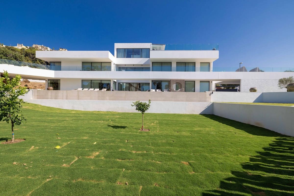 7 sypialnia Willa na sprzedaż w Benalmadena z basenem - 4 450 000 € (Ref: 9185173)