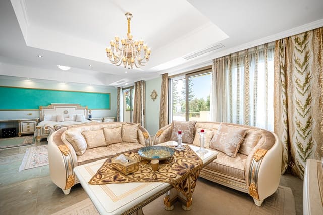 4 sypialnia Willa na sprzedaż w Casco Antiguo, Marbella z basenem - 6 995 000 € (Ref: 9185180)