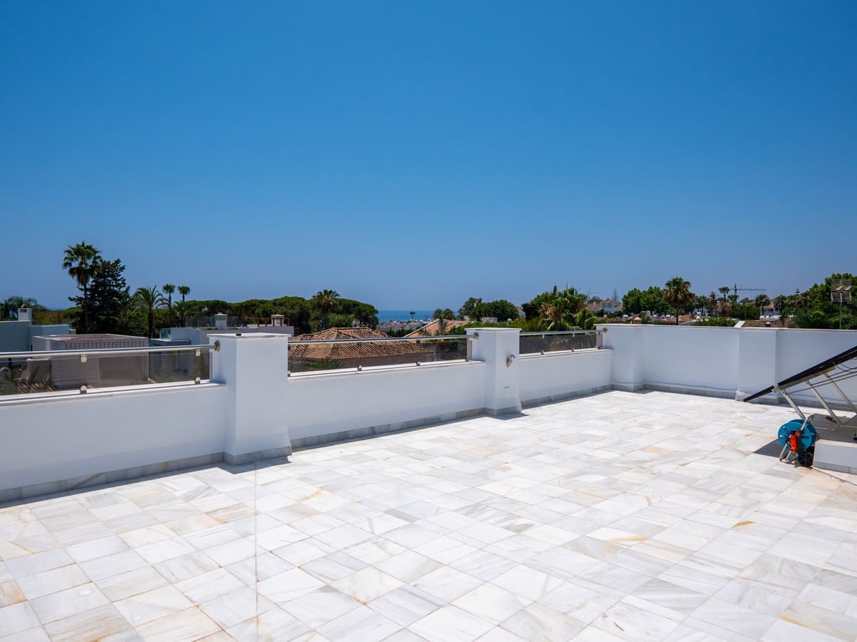 4 sypialnia Willa na sprzedaż w Marbella z basenem - 6 995 000 € (Ref: 9185180)