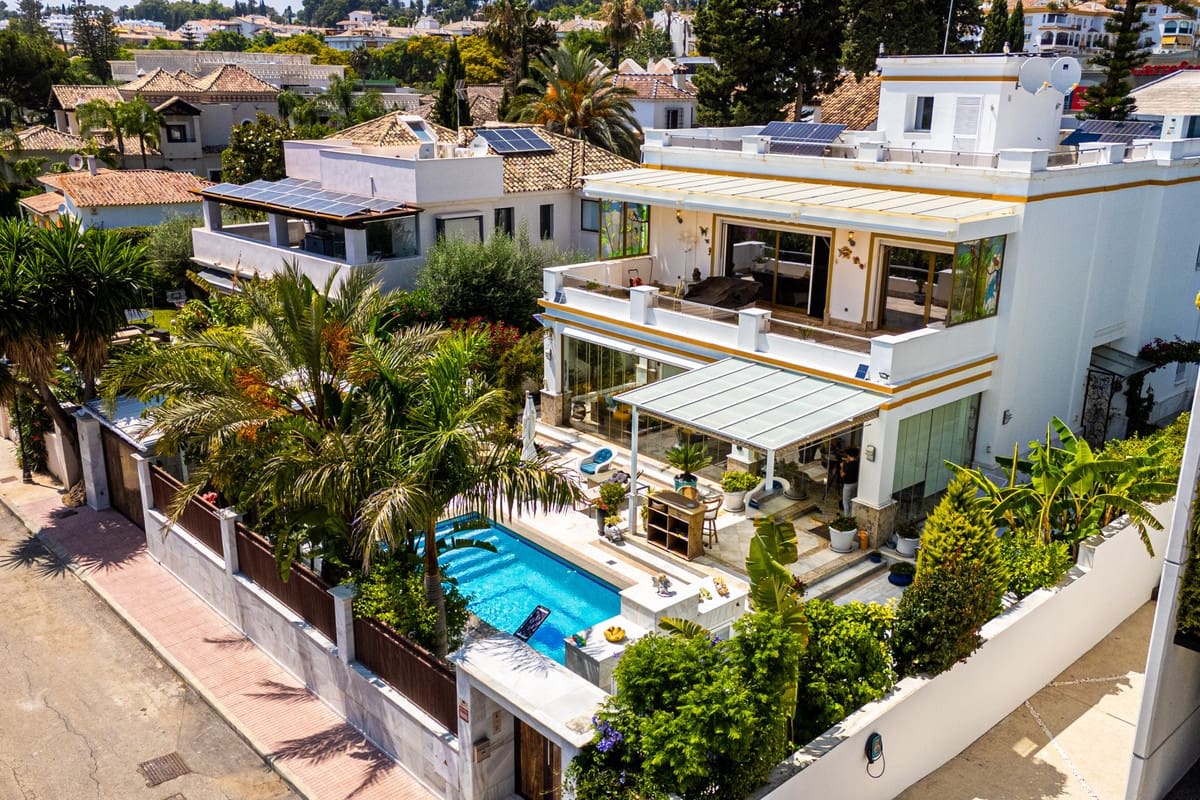 4 sypialnia Willa na sprzedaż w Marbella z basenem - 6 995 000 € (Ref: 9185180)