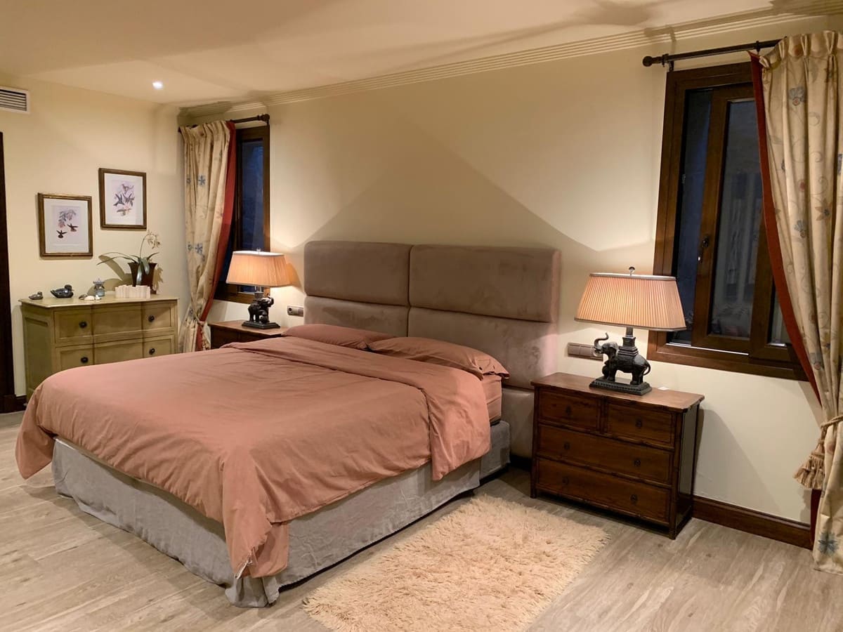 5 slaapkamer Villa te koop in Golden Mile - € 4.500.000 (Ref: 9185217)