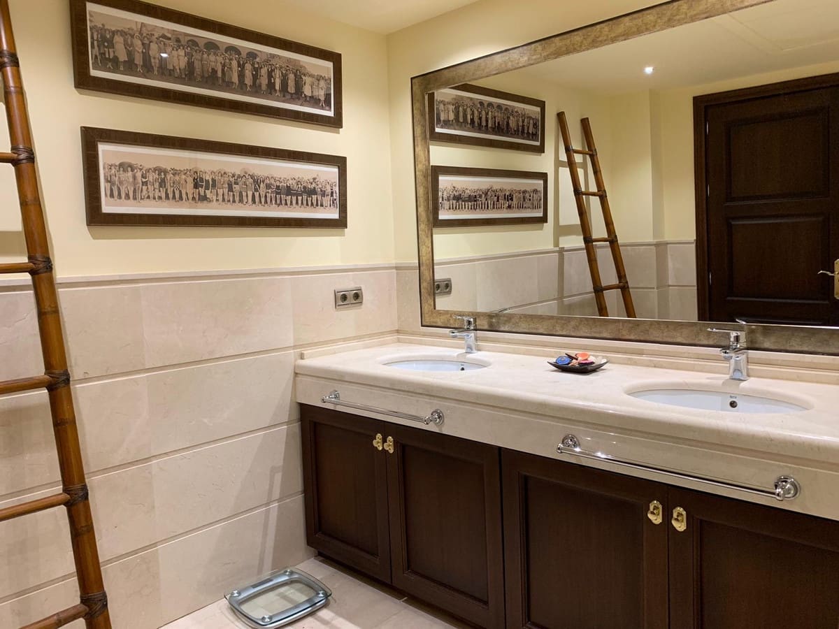 5 slaapkamer Villa te koop in Golden Mile - € 4.500.000 (Ref: 9185217)