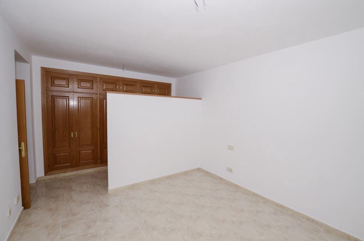 5 sypialnia Willa na sprzedaż w Sotogrande z basenem garażem - 1 450 000 € (Ref: 9185218)