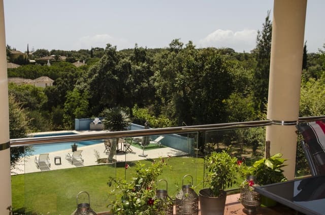 5 sypialnia Willa na sprzedaż w Sotogrande Alto, San Roque z basenem garażem - 1 450 000 € (Ref: 9185218)