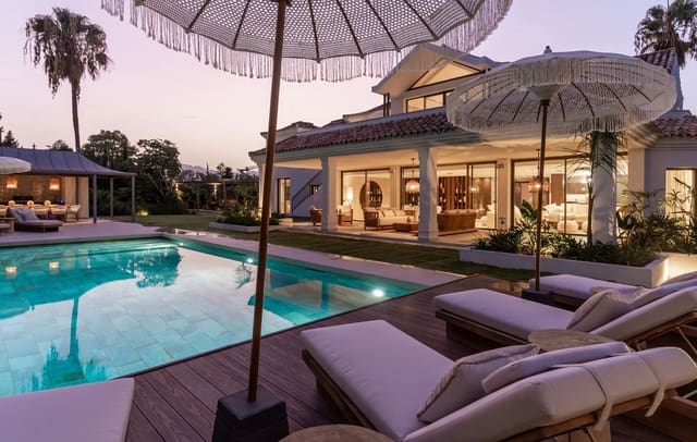 5 sypialnia Willa na sprzedaż w Atalaya-Isdabe, Estepona z basenem garażem - 3 800 000 € (Ref: 9185239)