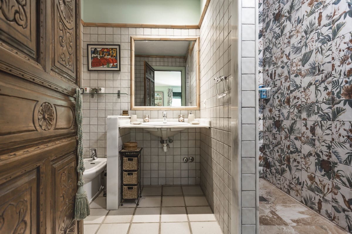 5 soveværelse Villa til salg i San Roque med swimmingpool - € 1.550.000 (Ref: 9188152)