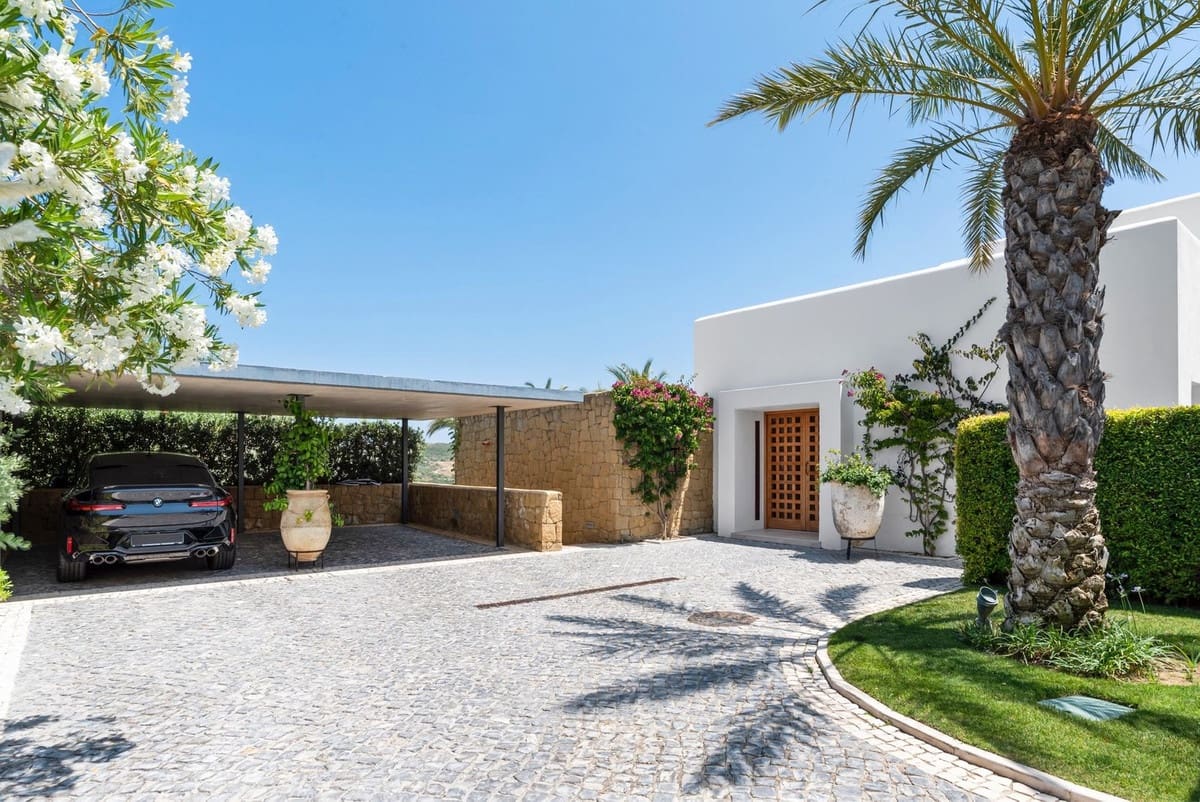 5 quarto Moradia para venda em Casares com piscina - 4 500 000 € (Ref: 9188165)