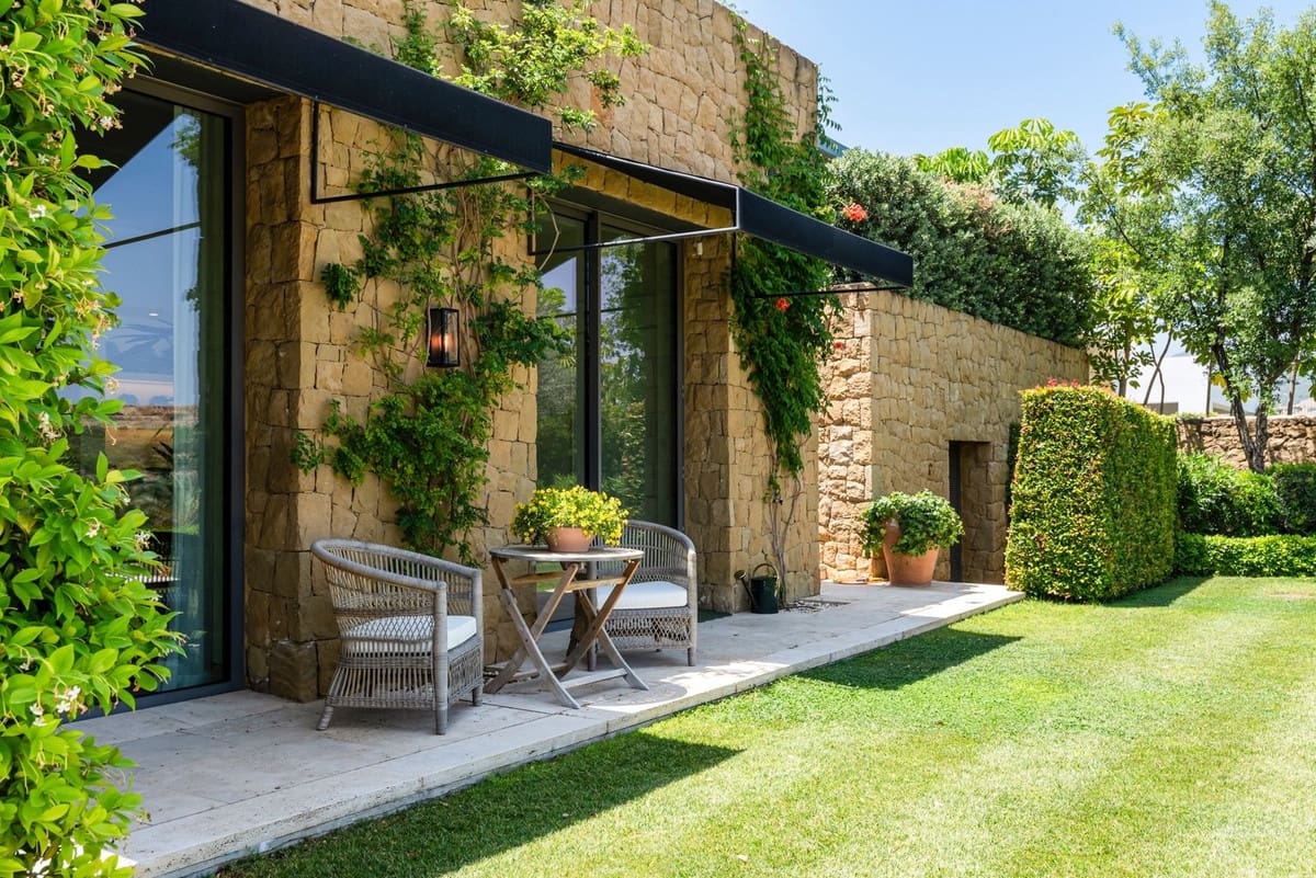 5 quarto Moradia para venda em Casares com piscina - 4 500 000 € (Ref: 9188165)