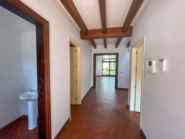 6 quarto Moradia para venda em San Enrique - Guadiaro -  Pueblo Nuevo, San Roque com piscina - 1 595 000 € (Ref: 9188182)