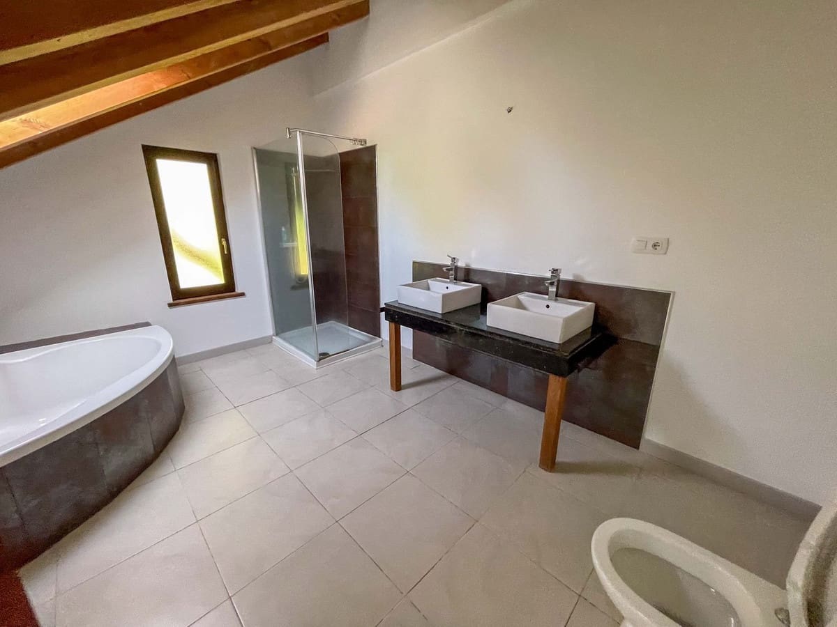 6 soveværelse Villa til salg i Sotogrande med swimmingpool - € 1.595.000 (Ref: 9188182)