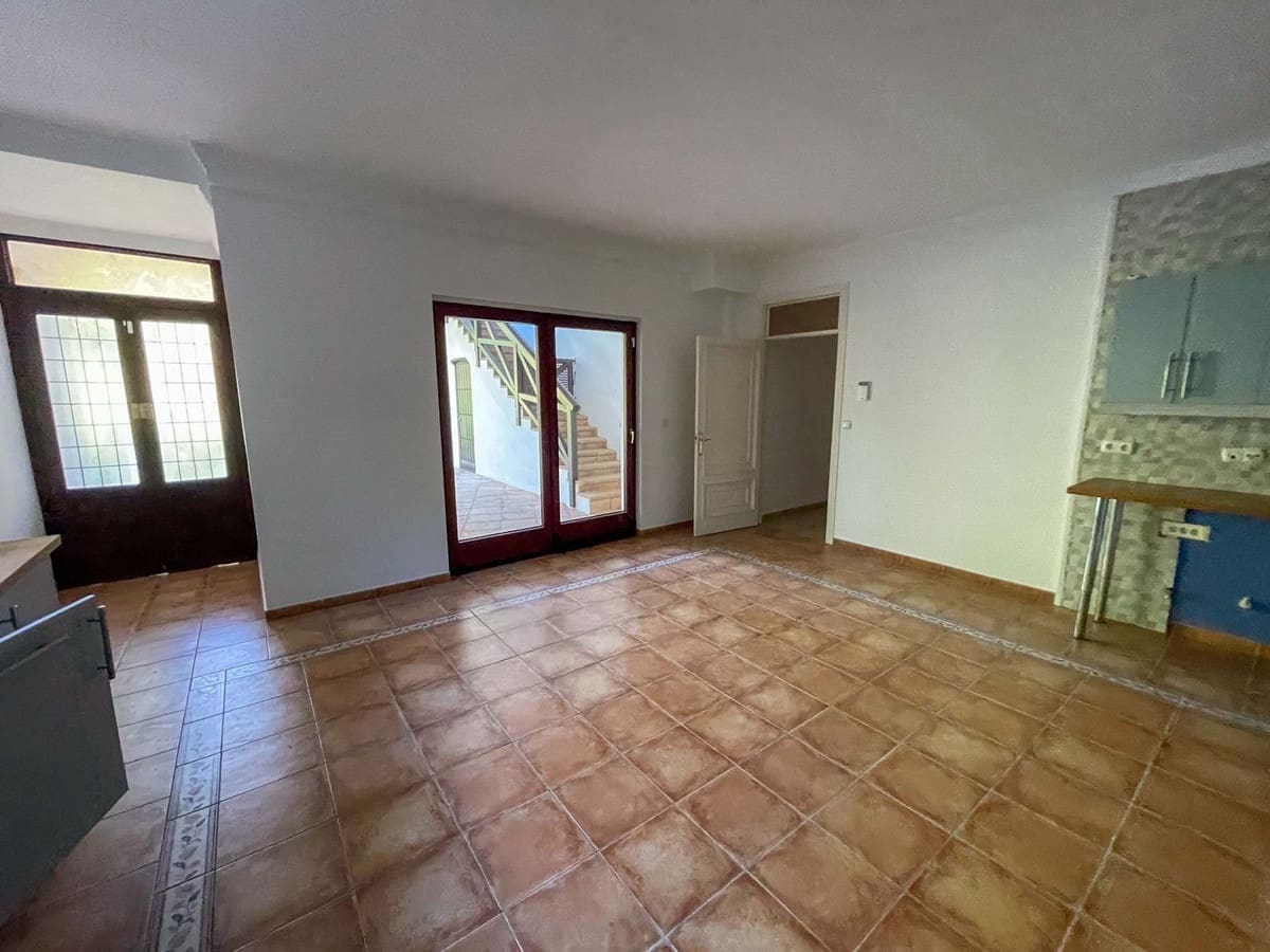 6 soveværelse Villa til salg i Sotogrande med swimmingpool - € 1.595.000 (Ref: 9188182)