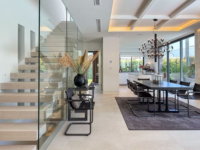 5 sypialnia Willa na sprzedaż w La Carolina - Guadalpín, Marbella z basenem - 5 450 000 € (Ref: 9195361)