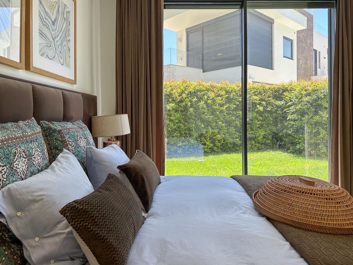 5 soverom Villa til salgs i Golden Mile med svømmebasseng - € 5 450 000 (Ref: 9195361)