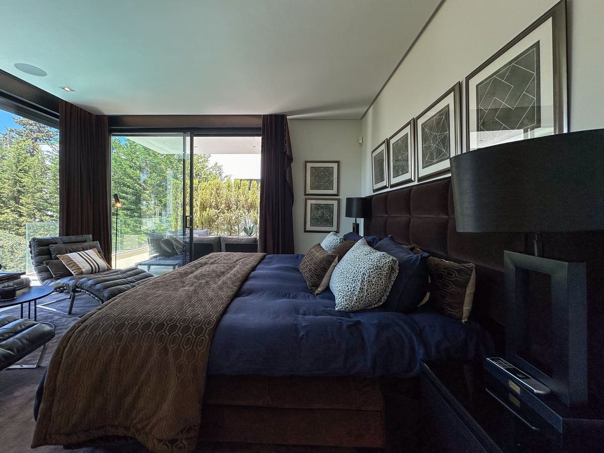 5 soverom Villa til salgs i Golden Mile med svømmebasseng - € 5 450 000 (Ref: 9195361)