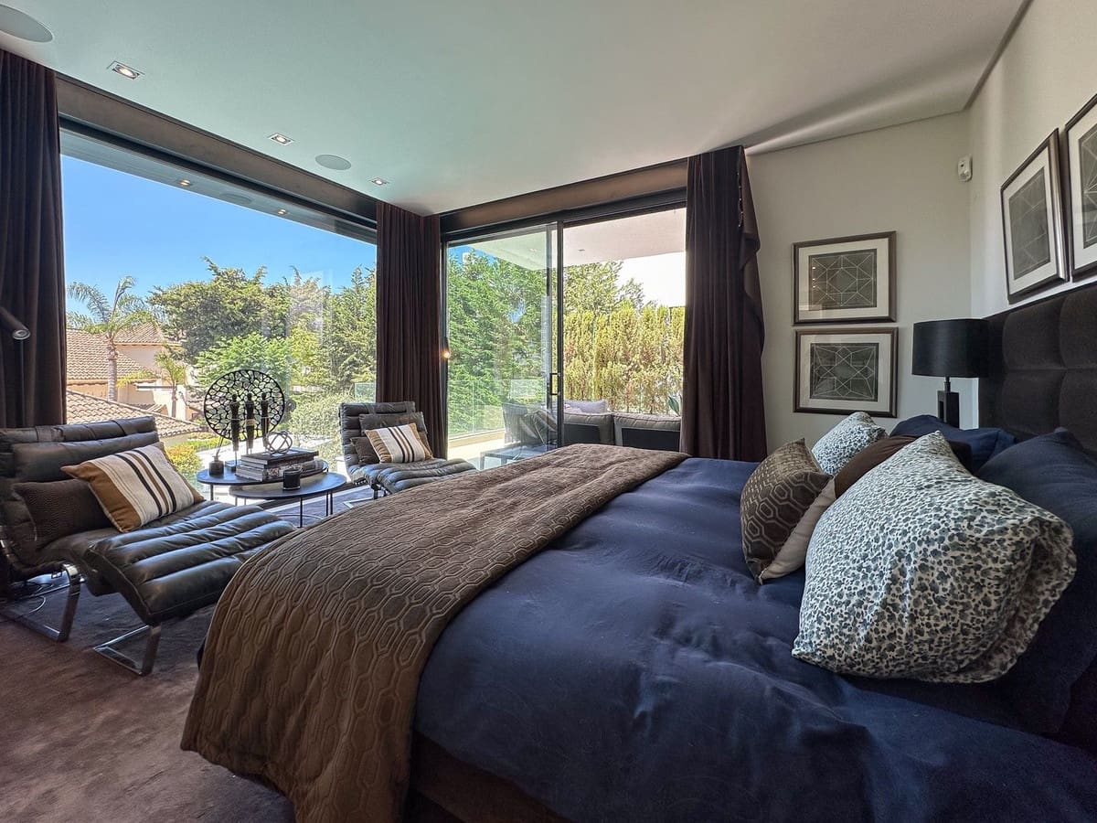 5 soverom Villa til salgs i Golden Mile med svømmebasseng - € 5 450 000 (Ref: 9195361)