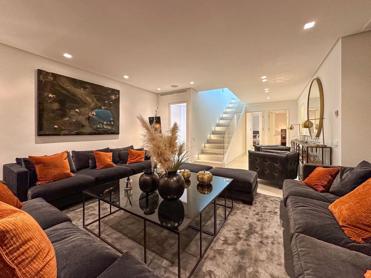 5 soverom Villa til salgs i Golden Mile med svømmebasseng - € 5 450 000 (Ref: 9195361)