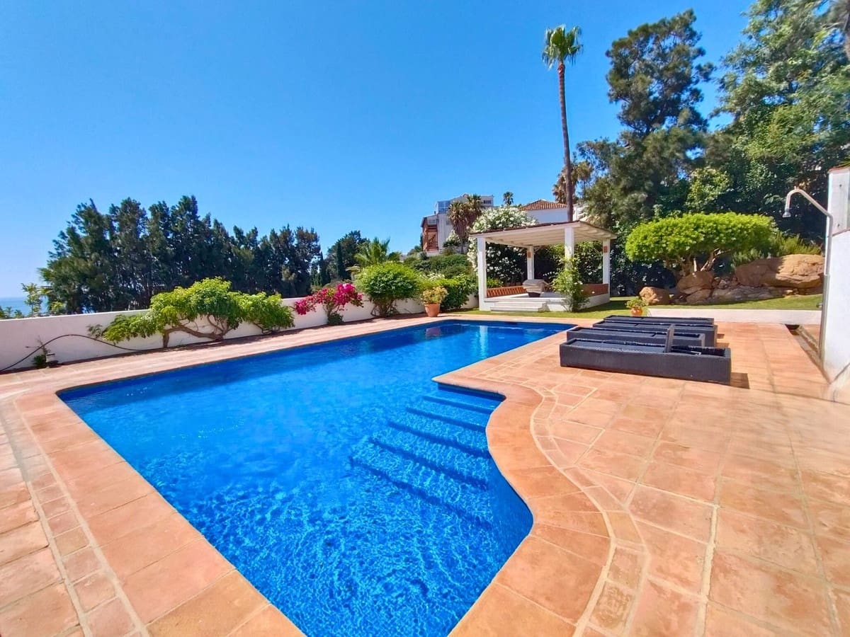 5 sovrum Villa till salu i Manilva med pool - 1 395 000 € (Ref: 9197584)