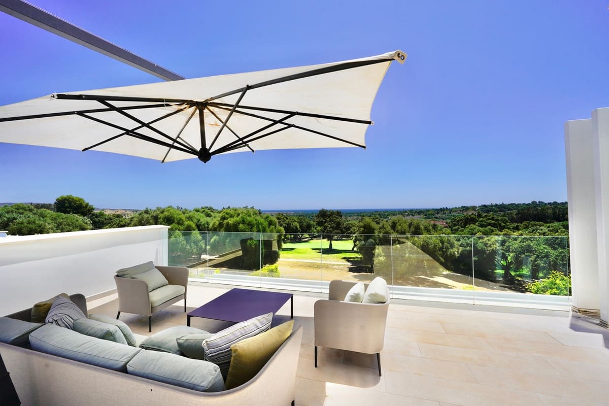 5 soverom Villa til salgs i Sotogrande med svømmebasseng - € 1 495 000 (Ref: 9202270)