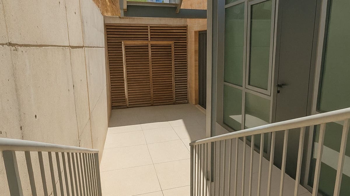 Kommersiell til salgs i Benalmadena med svømmebasseng - € 3 500 000 (Ref: 9208192)