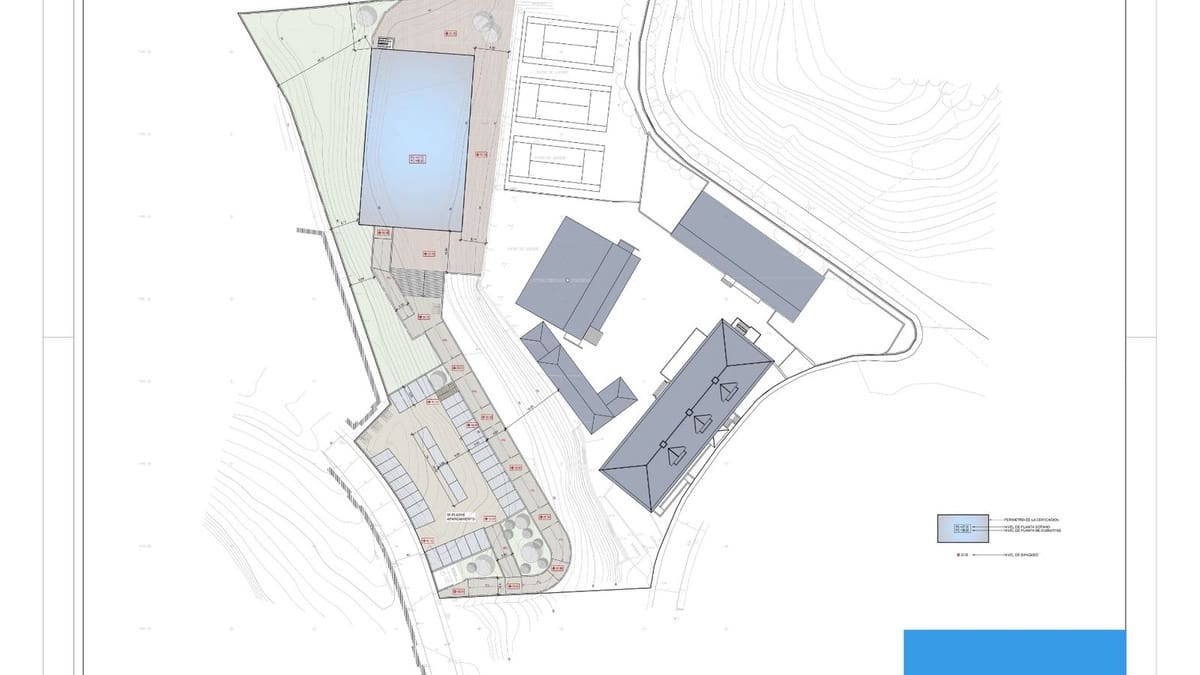 Kommersiell til salgs i Benalmadena med svømmebasseng - € 3 500 000 (Ref: 9208192)
