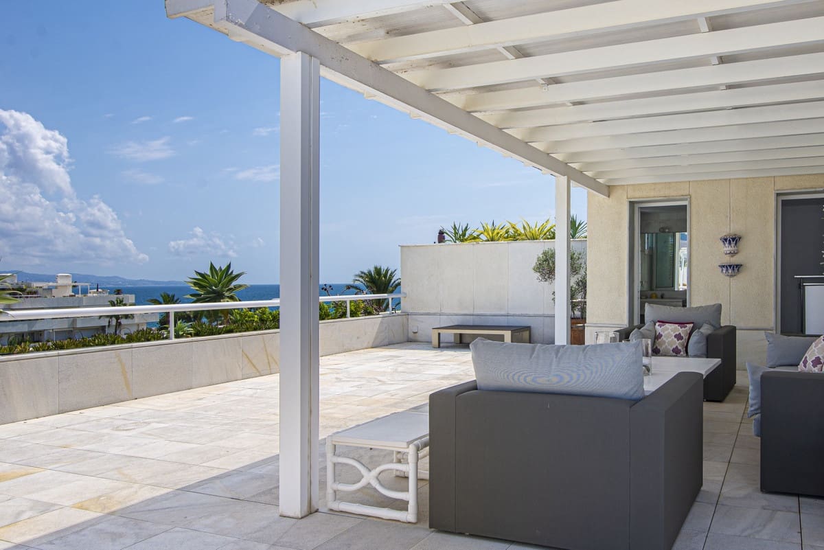 3 slaapkamer Penthouse te koop in Puerto Banus met zwembad - € 4.995.000 (Ref: 9217378)