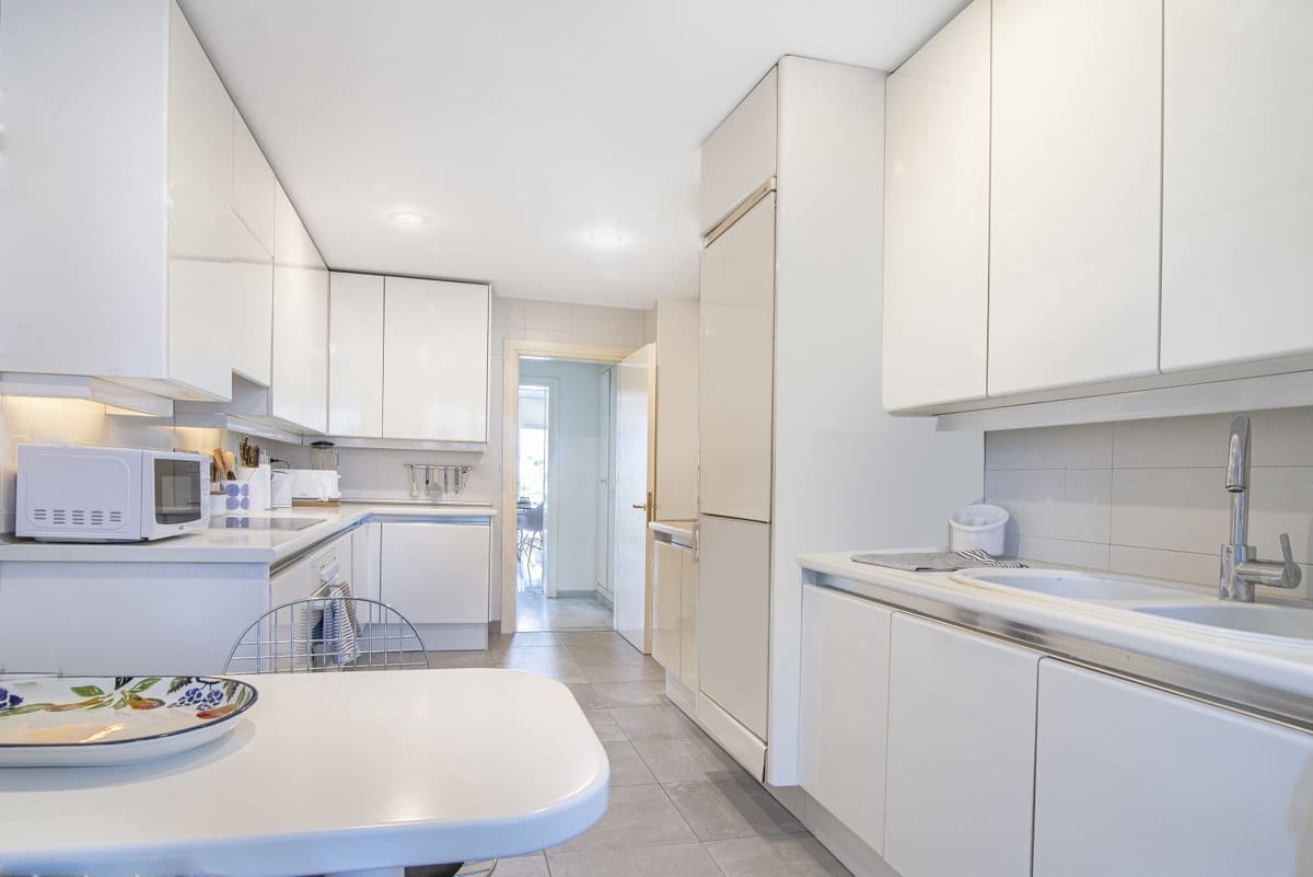 3 slaapkamer Penthouse te koop in Puerto Banus met zwembad - € 4.995.000 (Ref: 9217378)