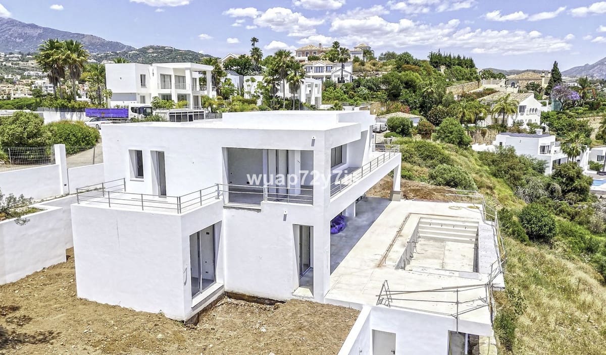 5 sypialnia Willa na sprzedaż w Benahavis z basenem - 5 200 000 € (Ref: 9226328)