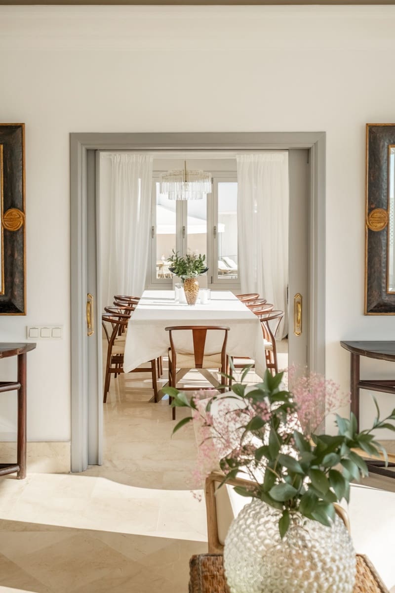 7 soverom Villa til salgs i Aloha Golf med svømmebasseng - € 5 500 000 (Ref: 9230413)