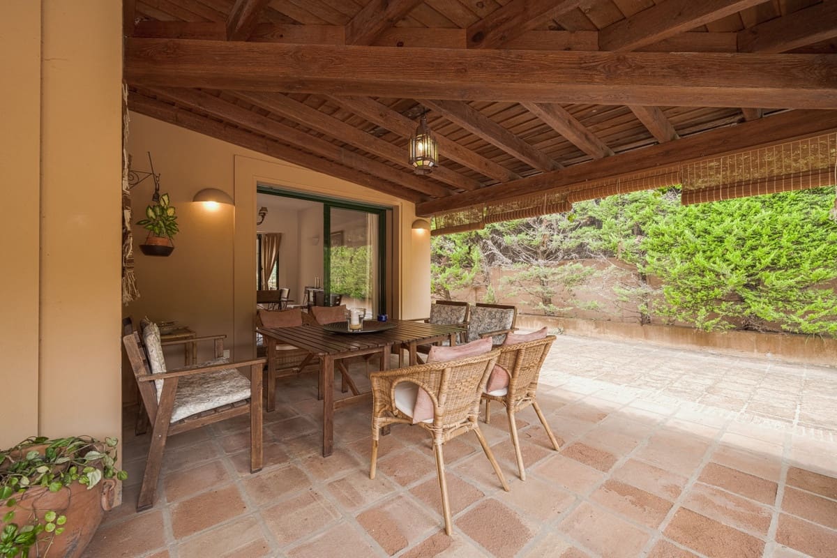 5 chambre Villa/Maison à vendre à Sotogrande avec piscine - 1 125 000 € (Ref: 9254808)