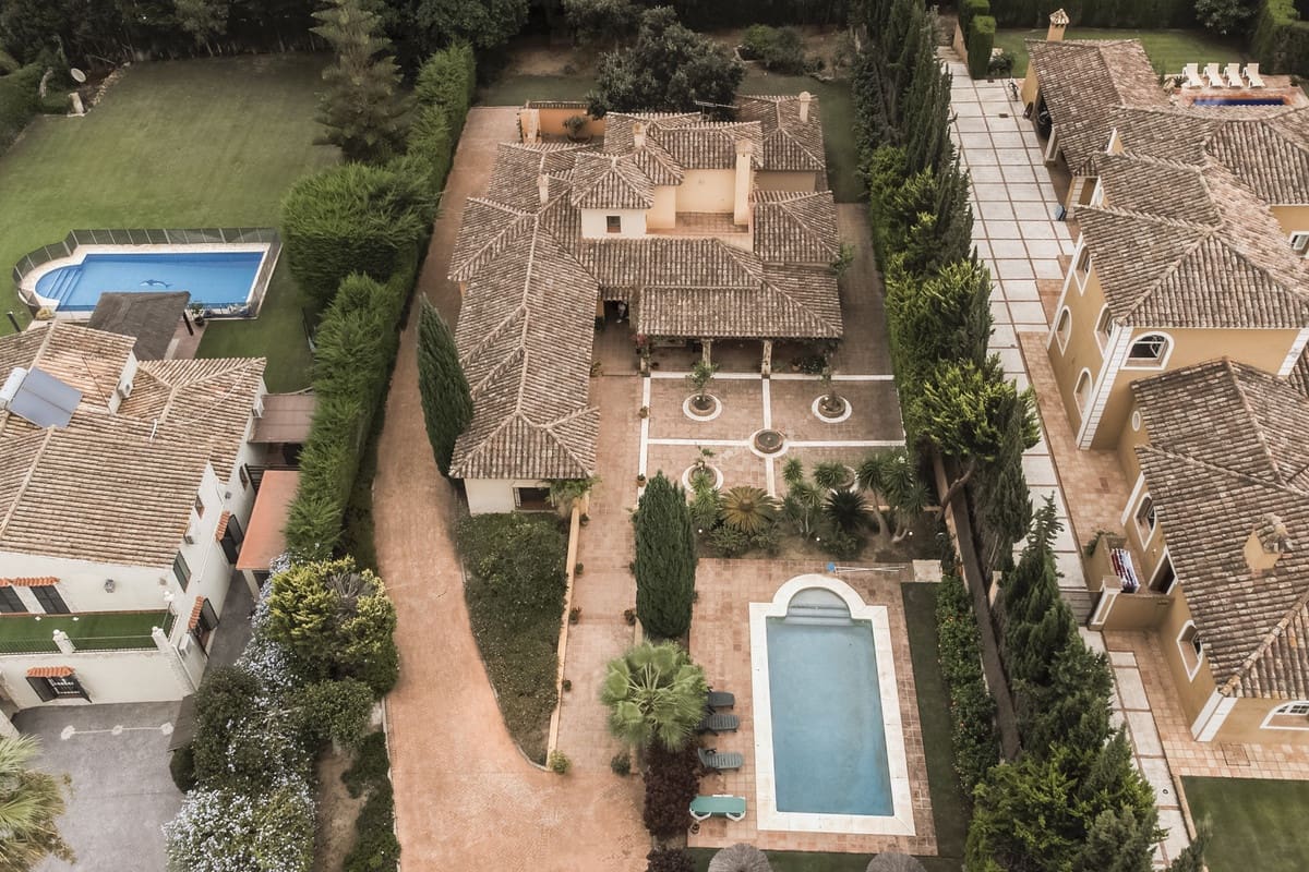 5 chambre Villa/Maison à vendre à Sotogrande avec piscine - 1 125 000 € (Ref: 9254808)