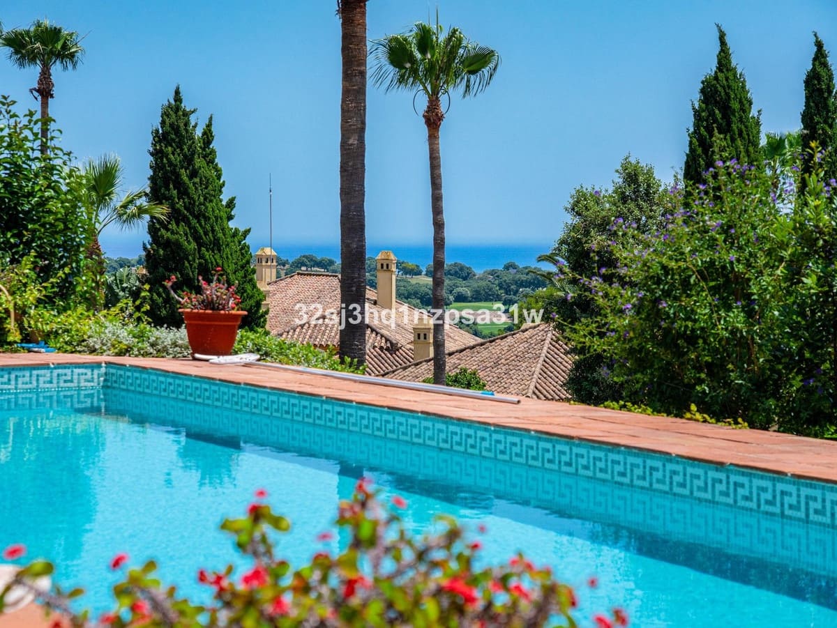 5 bedroom Villa for sale in Sotogrande with pool garage - € 2,850,000 (Ref: 9256875)